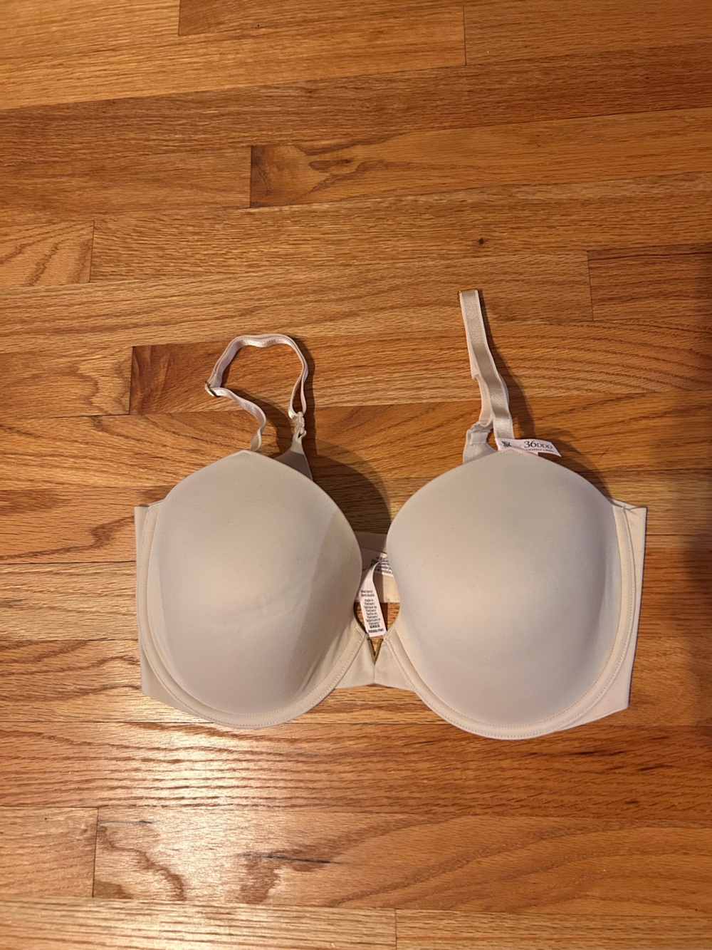 Victoria's Secret Smooth Light Beige T-Shirt Bra NWT